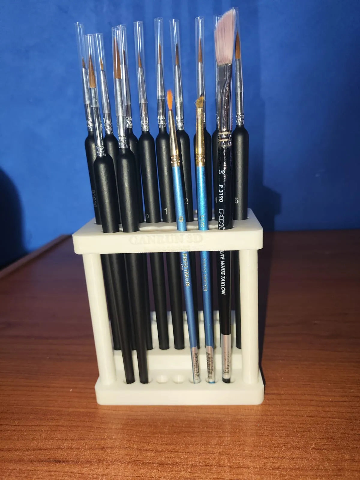 Support pour pinceaux de modélisme